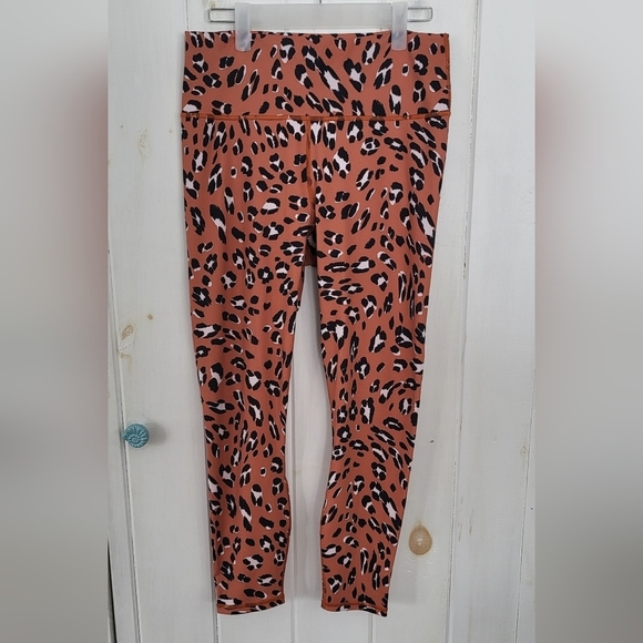Fabletics Pants - Define PowerHold High-Waisted 7/8 Leggings Burnt Ochre Wavy Leo